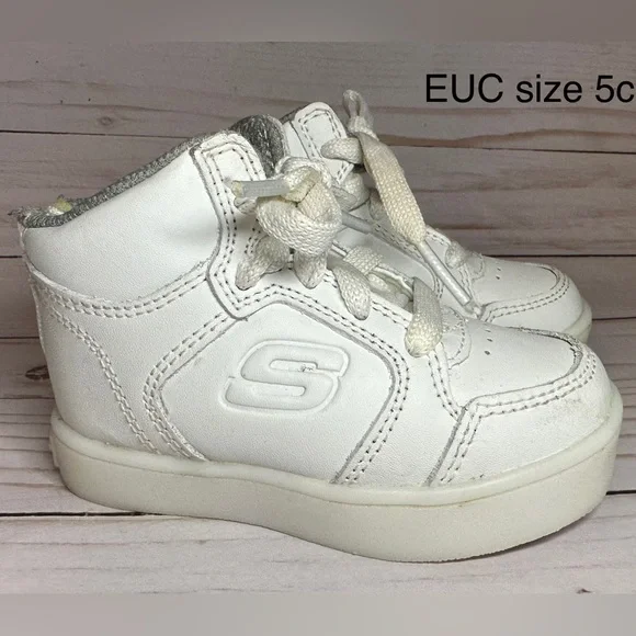EUC Toddler 5C White Light Up Sketchers - Picture 2 of 5